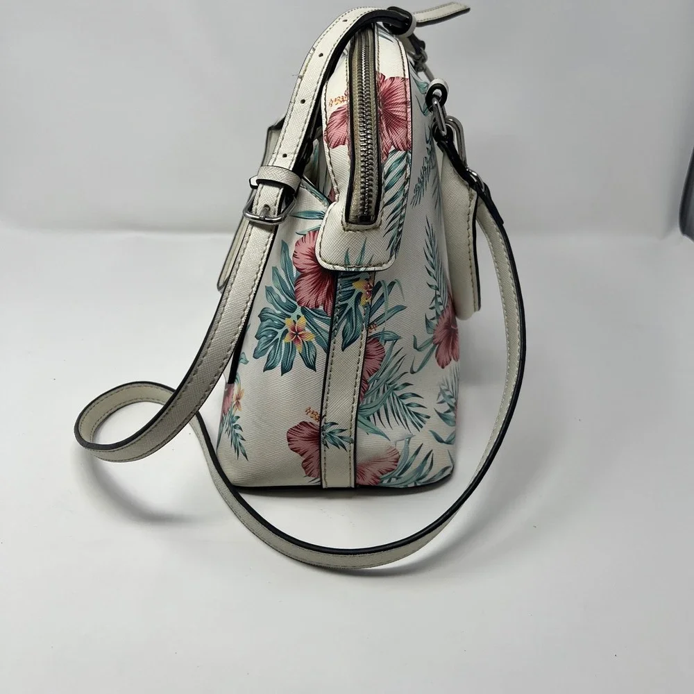 GUESS White Floral Tropical Hibiscus Dome Satchel Crossbody Bag‎ Silver Hardware